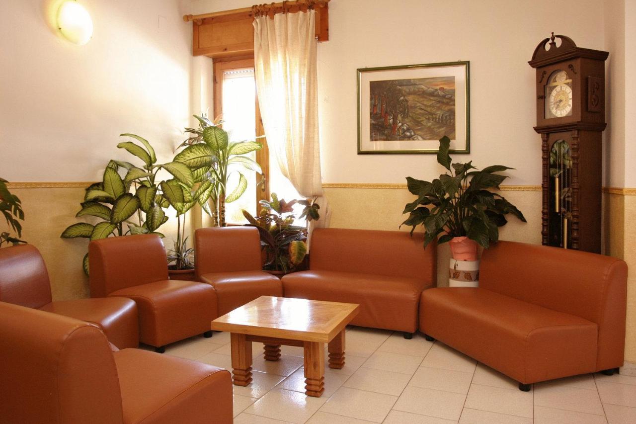 דורגלי Hotel S'Adde מראה חיצוני תמונה